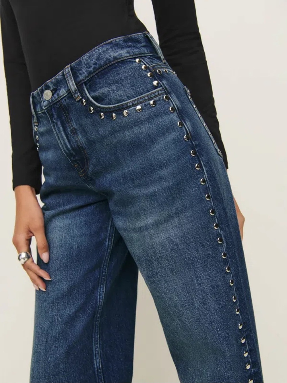 Reformation Cary Low Rise Slouchy Wide Leg Jeans Core Donner Studded 28